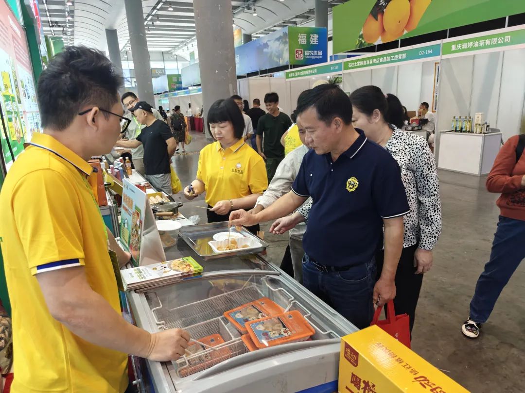 营养鲜美，唇齿留香||东东蛋鱼腐全国农博展上热销